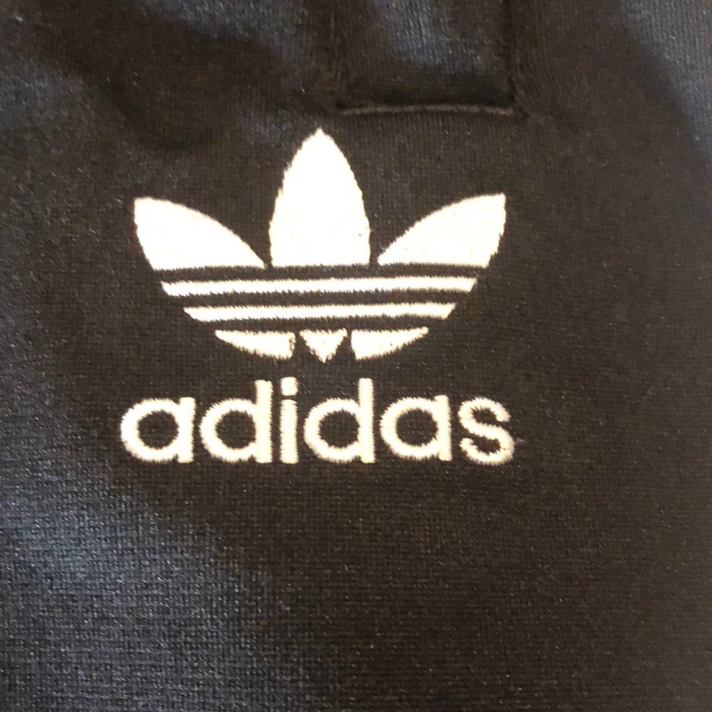 Youth 13-14 Black/white Adidas jogger pants
